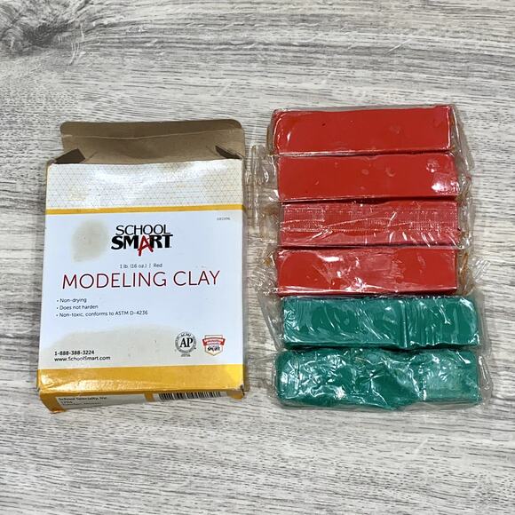 School Smart Non-Drying Modeling Clay 1lb Red and Green 6 Sticks - Picture 2 of 3